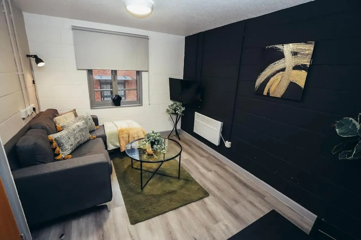 שפילד 1Br City Centre Apt, Self Check In, Wifi, By Derbnb דירה